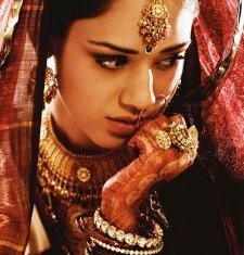 Tanishq Gujarati Bride Jewelry width=