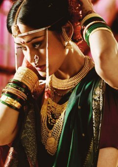 Tanishq Maharastrian Bride jewellery width=